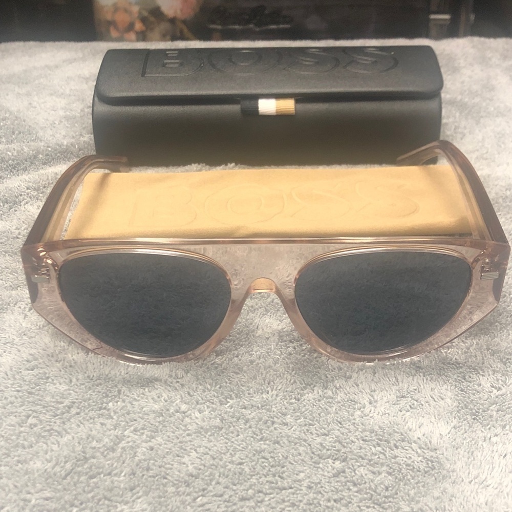 Boss Pink Full Rim Sunglasses - Picture 2 of 5